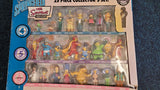 Simpsons 25 piece collectors set 4-6. Figurines in very good condition . Box damaged