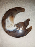135g Agate Moon Carving Howling Wolf Druzy Pocket Crystal with Stand