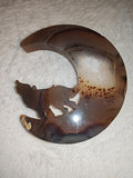 135g Agate Moon Carving Howling Wolf Druzy Pocket Crystal with Stand