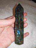 Labradorite Tower with Electric Blue Flash – 135g | Ref. 2804
