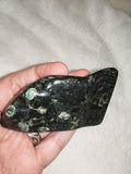 Atlantisite Freeform – Stichtite in Serpentine - 130g