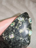 Atlantisite Freeform – Stichtite in Serpentine - 130g